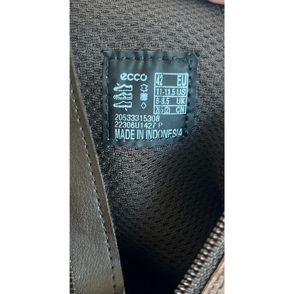 NWOT ECCO Women Shape 35 Wrapped
Shaft Cognac Brown Leather Boot 11-11.5 EU 42 - Picture 6 of 11